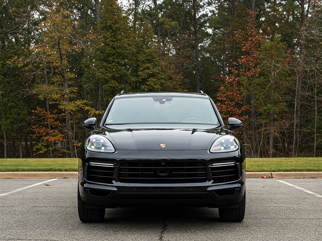 Porsche Cayenne - Car Rental in Georgia -